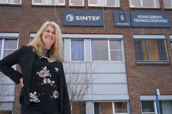 SINTEF skal hjelpe bedrifter å omstille seg til produksjon av varer og tjenester etter oljen. (BIlde SINTEF).